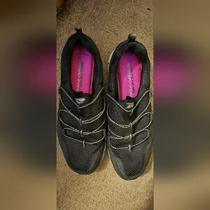 Women's Skechers Size 8 cute